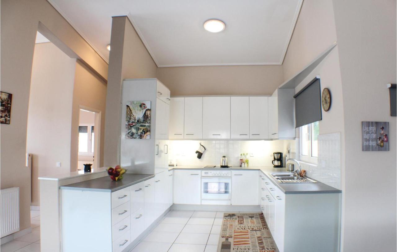 Amazing Home In Chalkida With Wifi 外观 照片